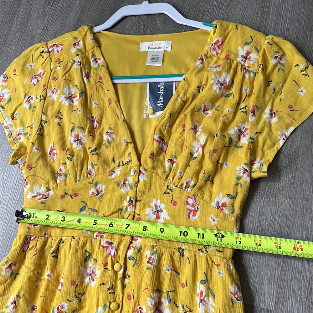 Yellow Floral Dress - Picture 7 of 10